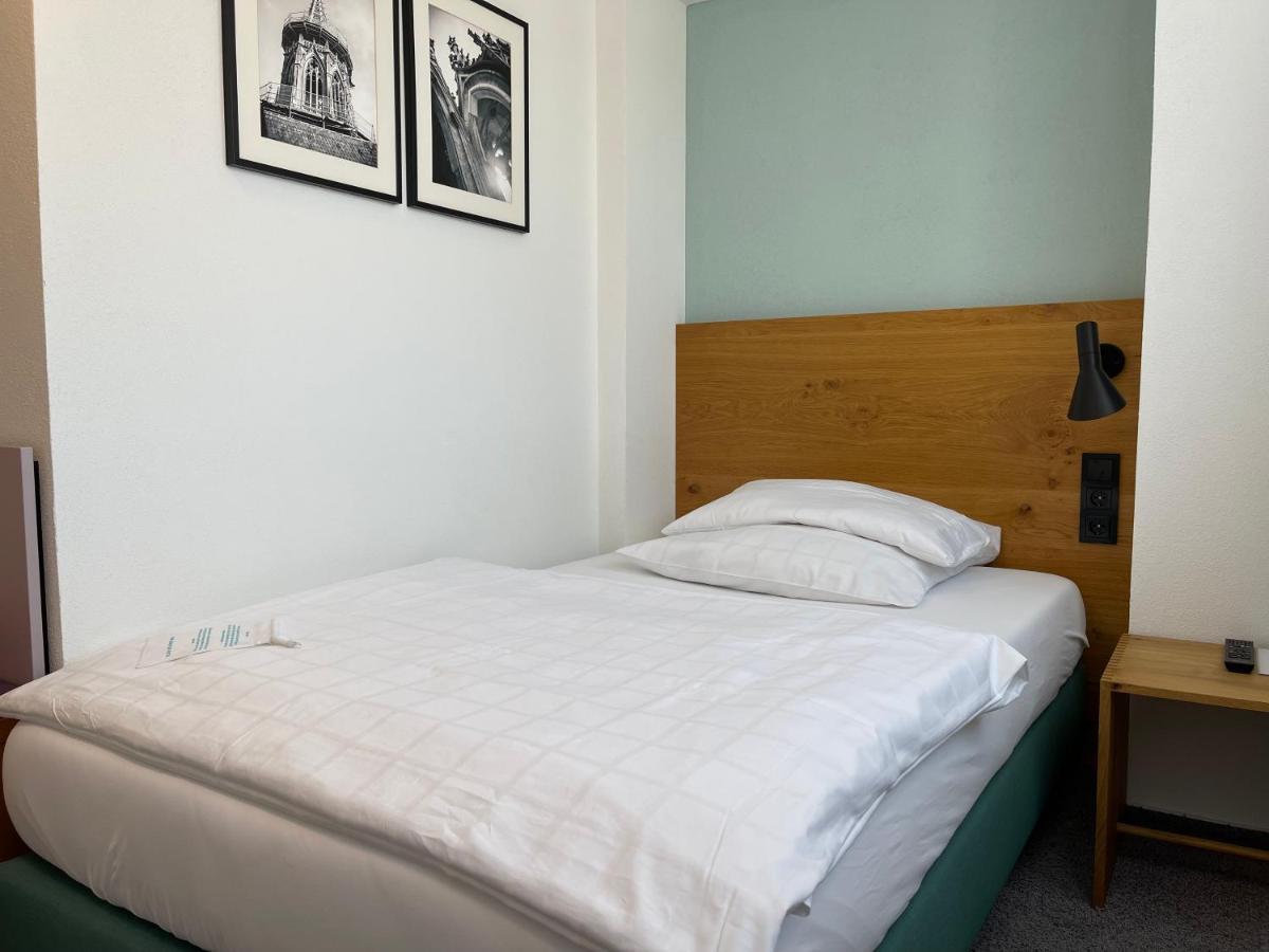 Budget Single Room