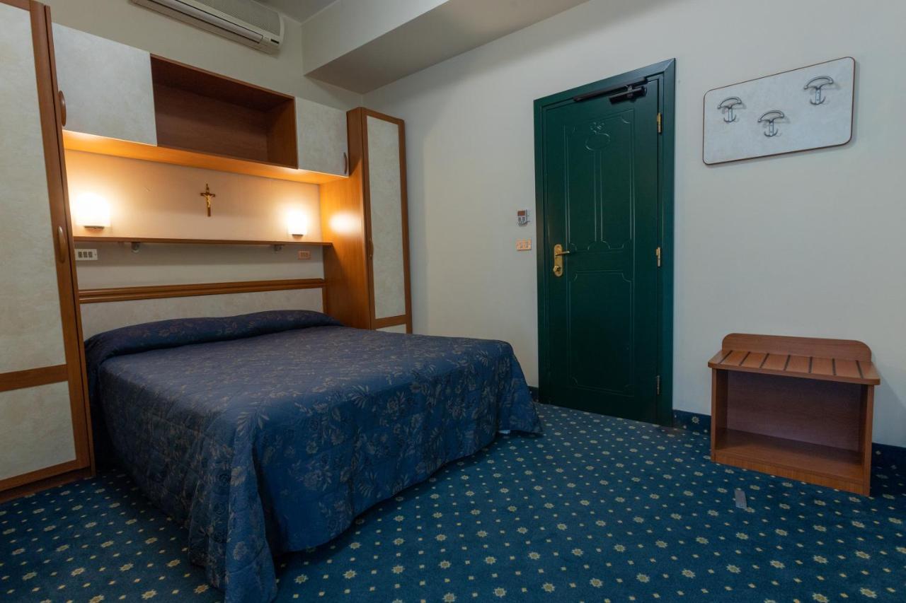 Triple Room,1412504024:JPEG