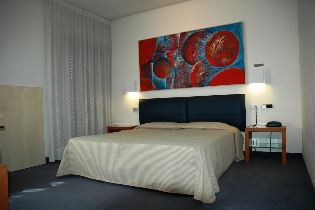 Comfort Double or Twin Room