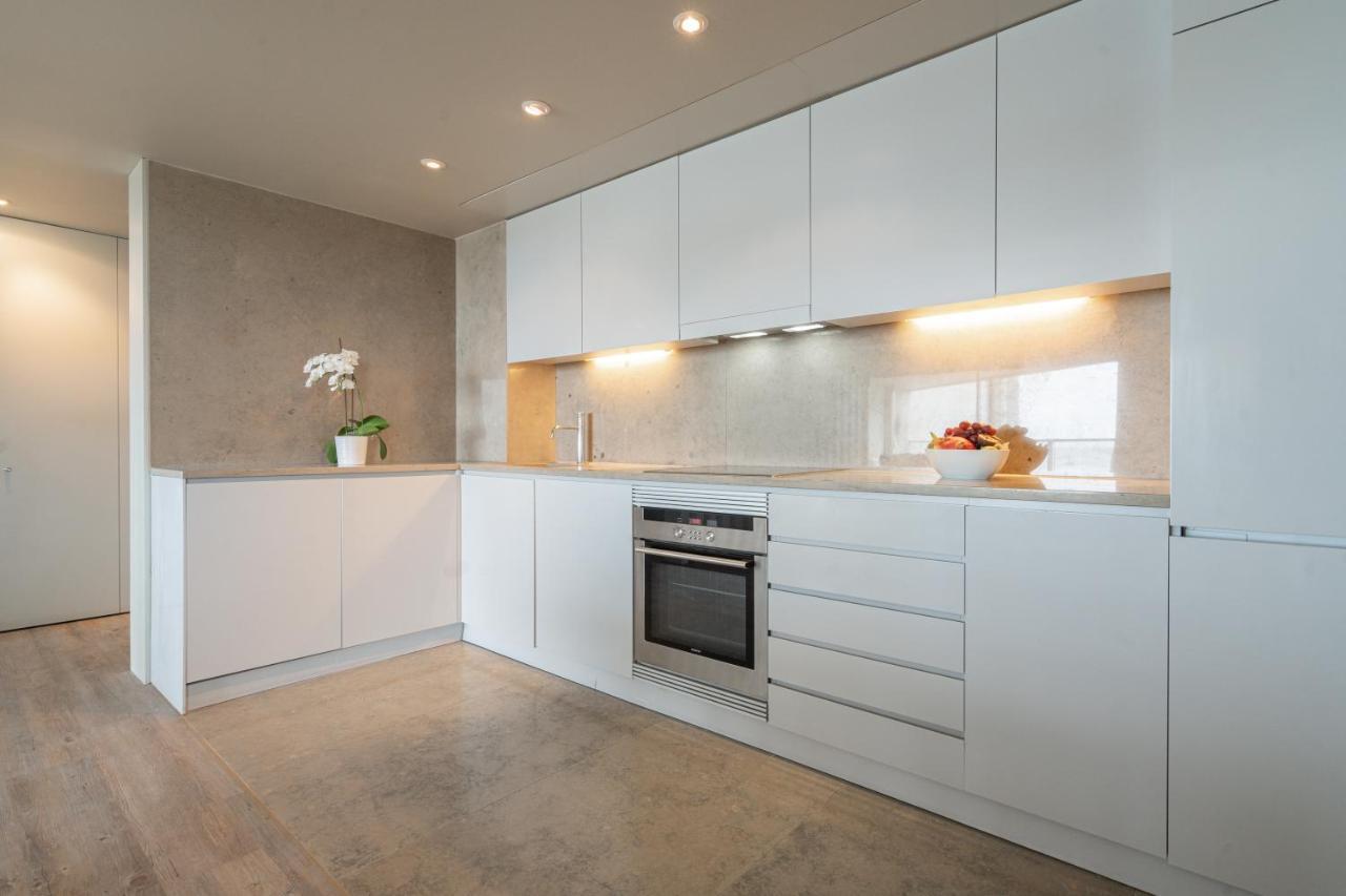 Two-Bedroom Apartment Sea View