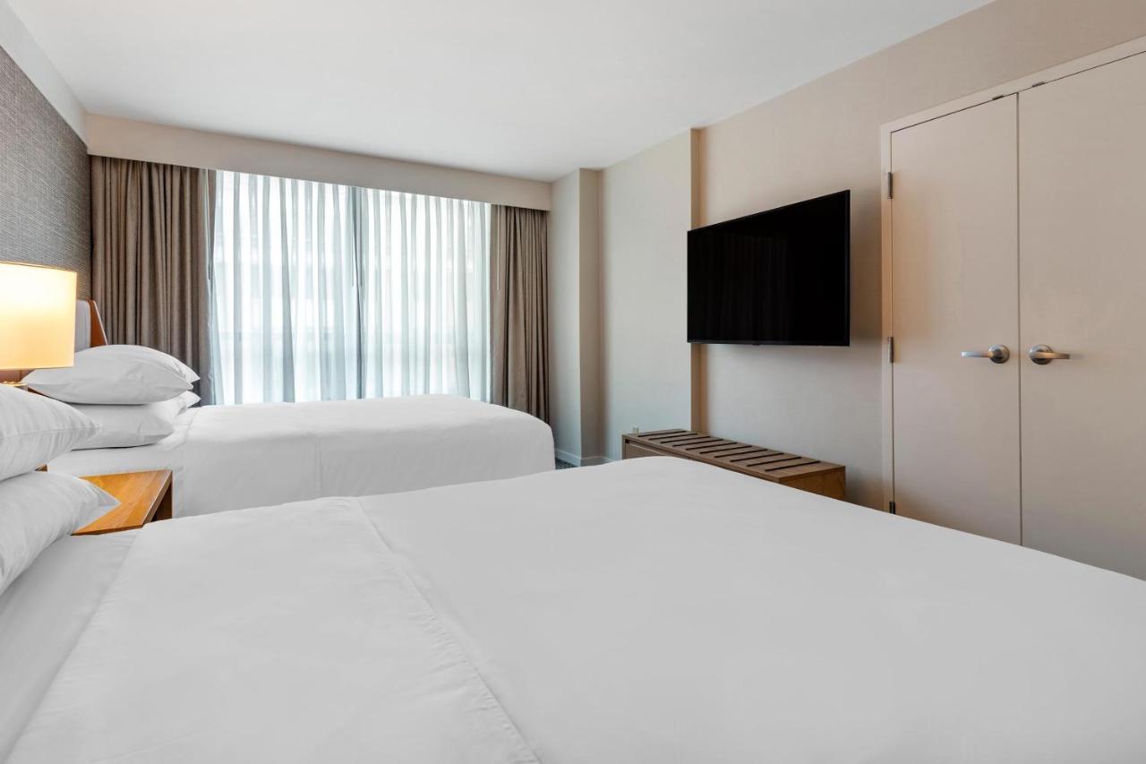 Club level 1 Bedroom Suite 2 Double Sofa bed City view,1705653458:JPEG