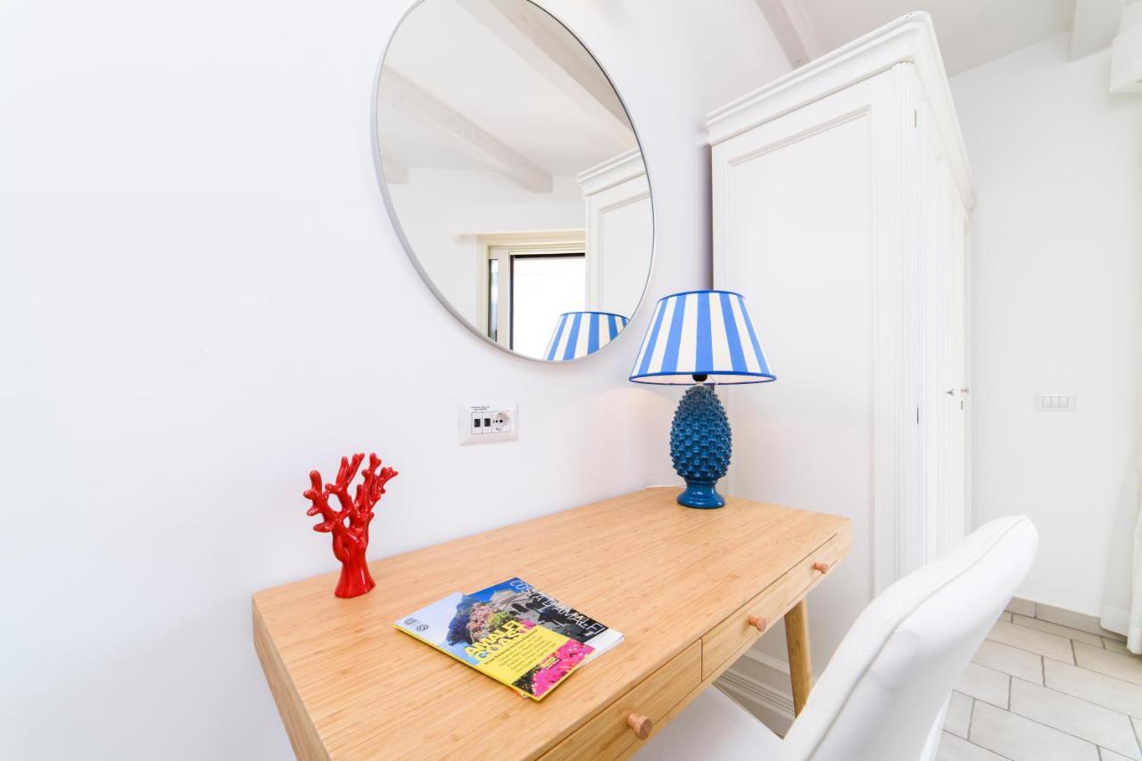 Deluxe Double Room Terrace Sea view