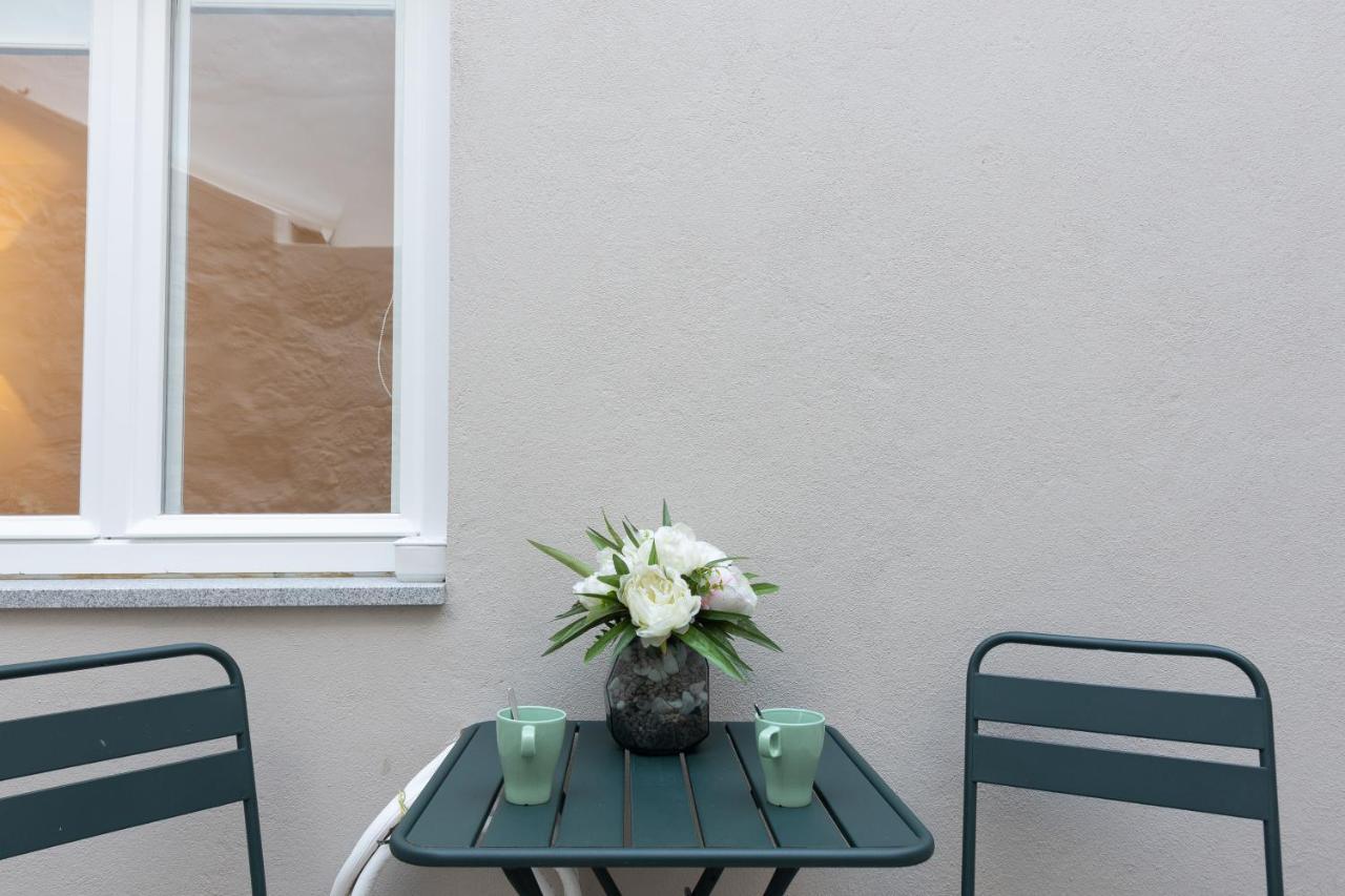 Apartment Terrace