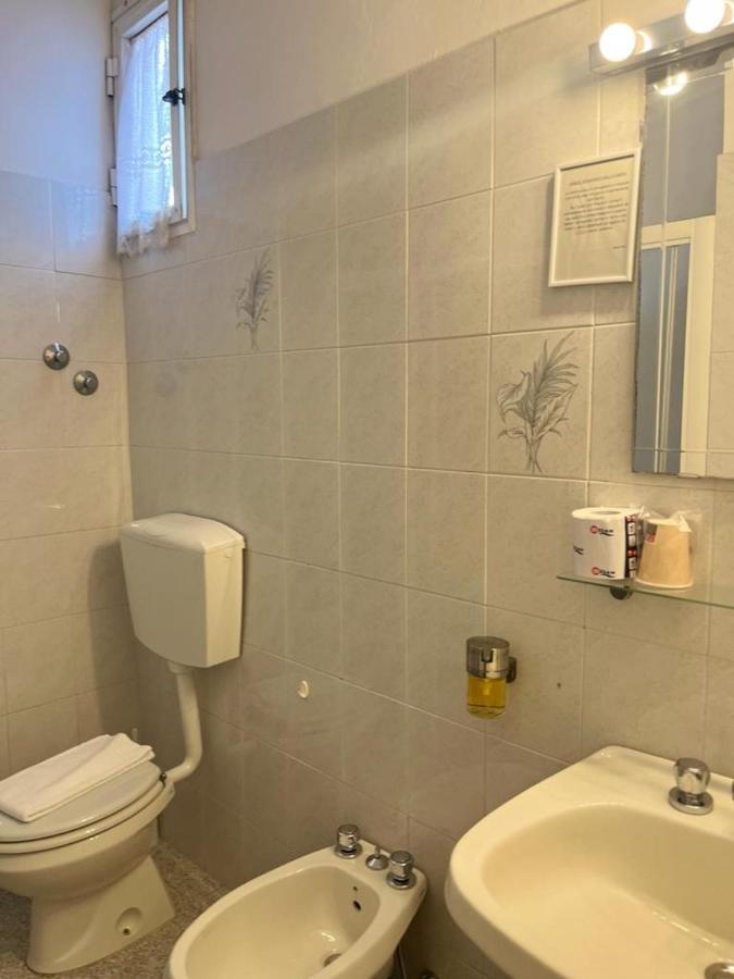 Double or Twin Room,1415110392:JPEG