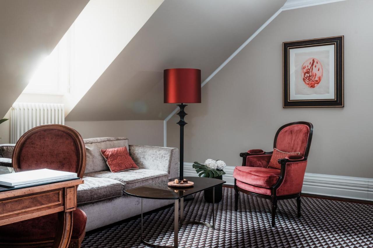 Junior Suite,1415456511:JPEG