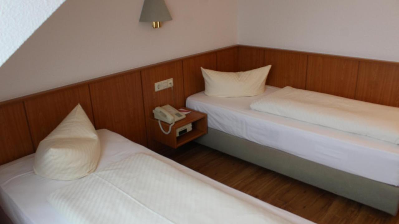 Economy Twin Room