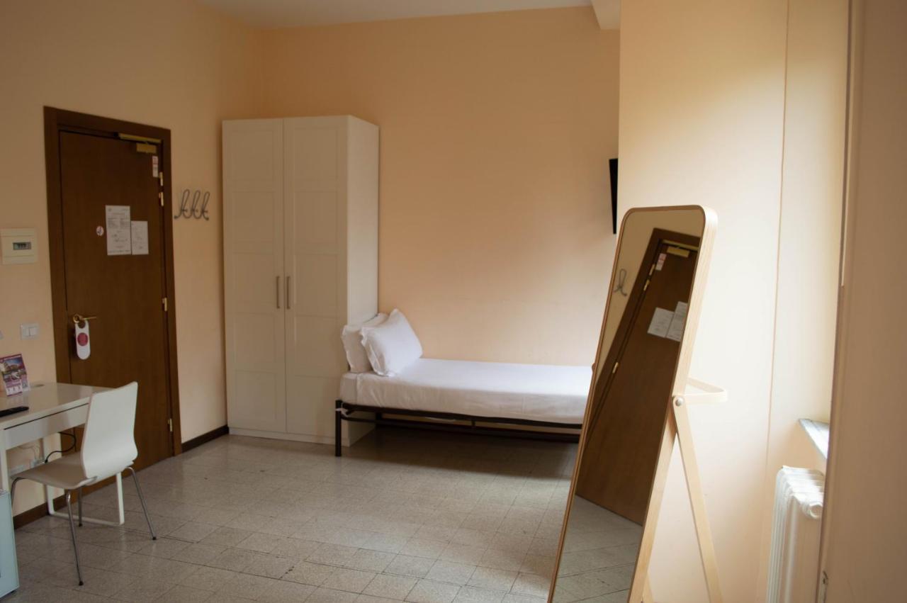 Triple Room Private External Bathroom