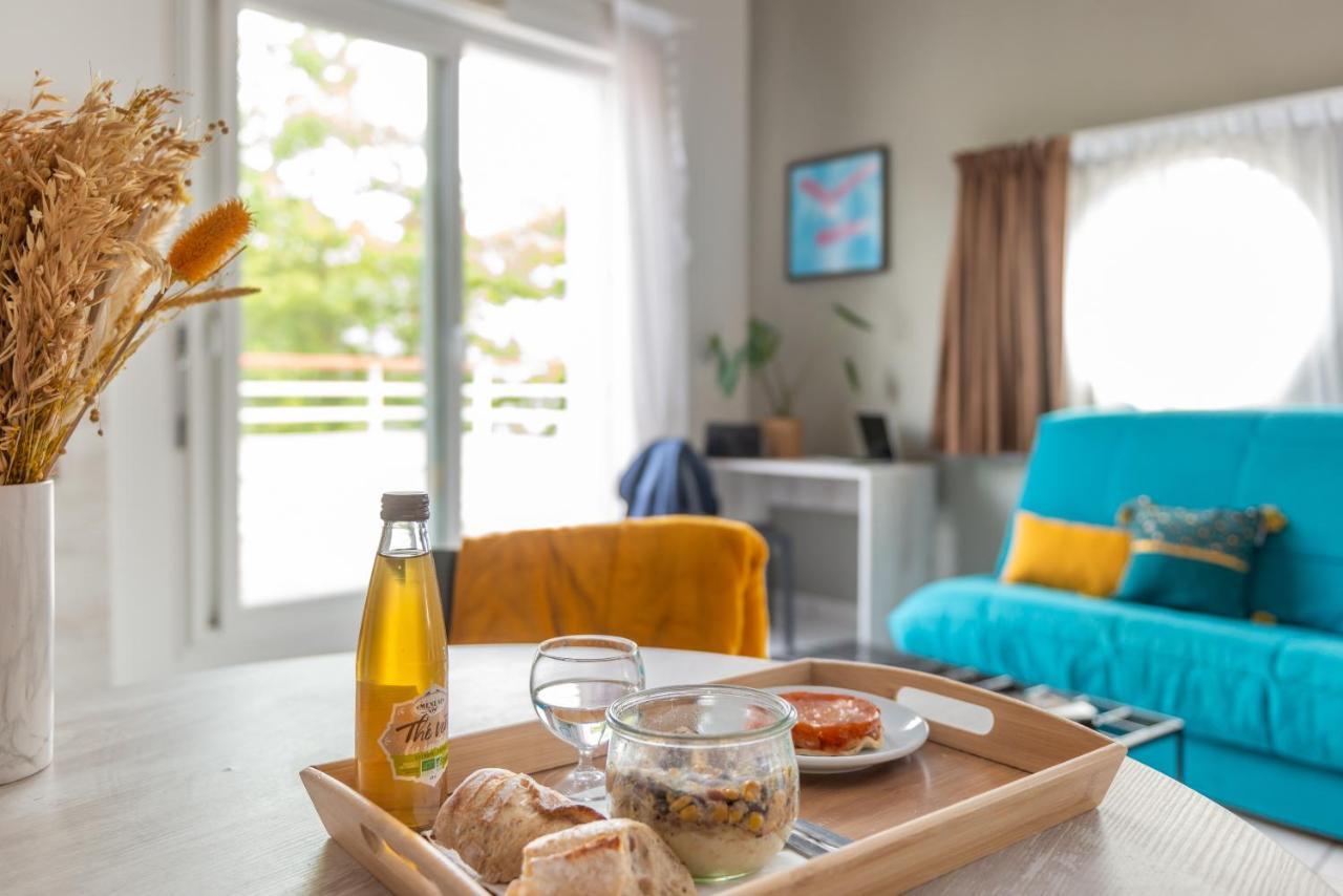 One Bedroom Apartment