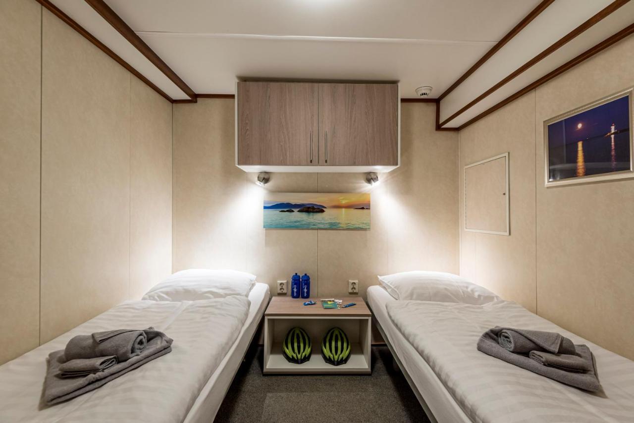 Double Room Private Bathroom
