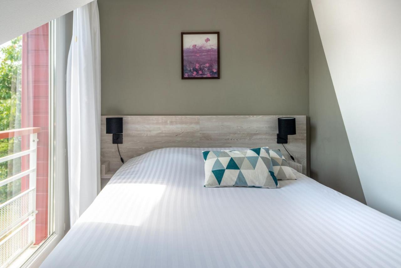 One Bedroom Apartment