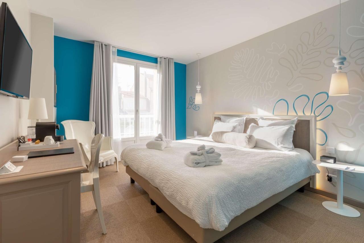 Superior Queen Room