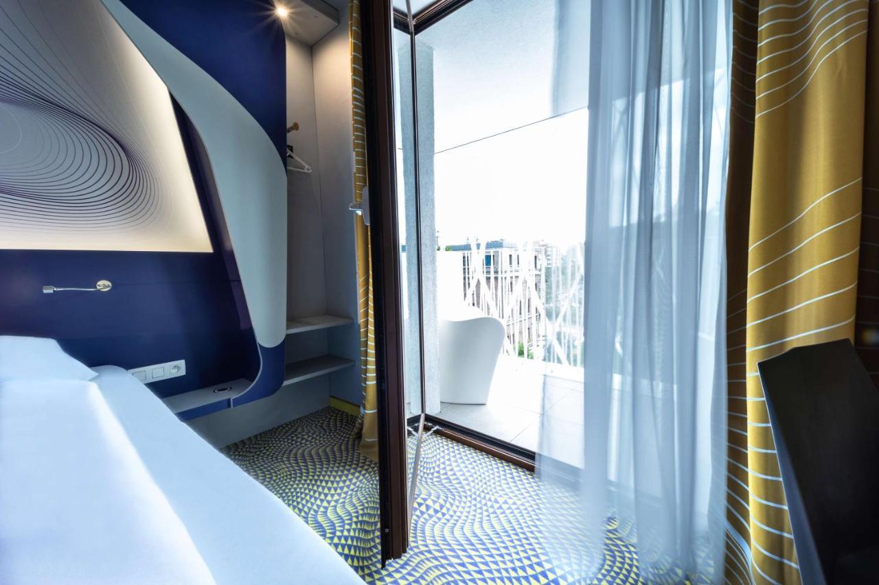 Design Room Balcony