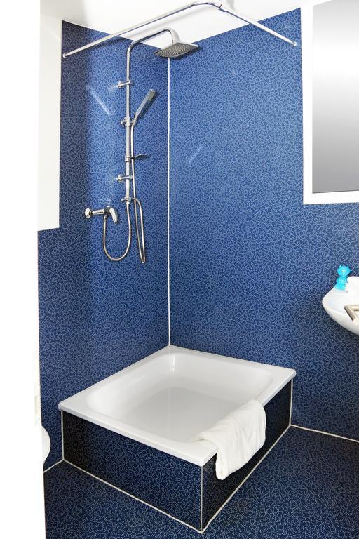 Quadruple Room with Shared Bathroom,141727836:JPEG