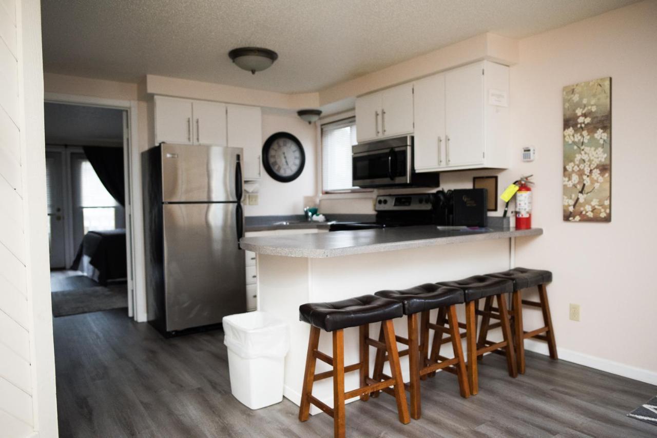Two Bedroom One Bathroom Gardenside