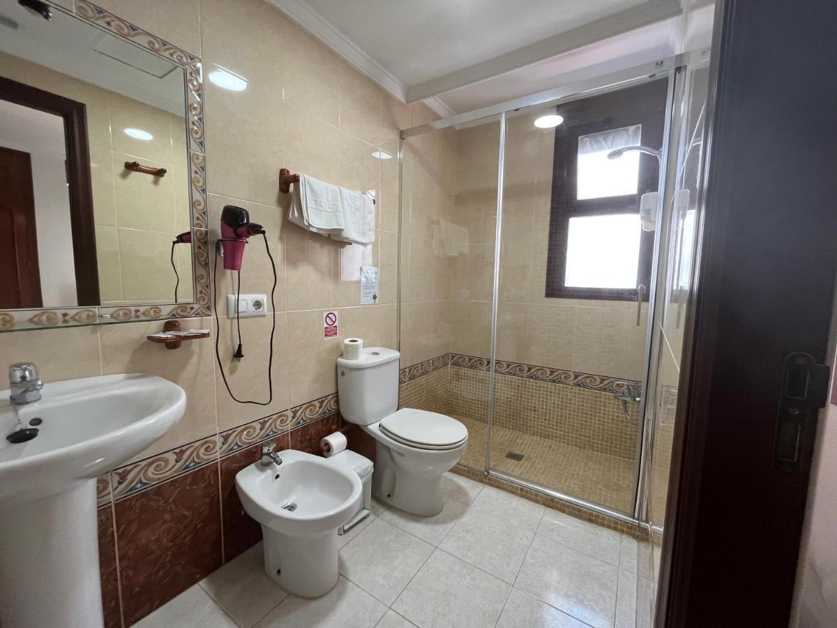 Double Room Private Bathroom,229298098:JPEG