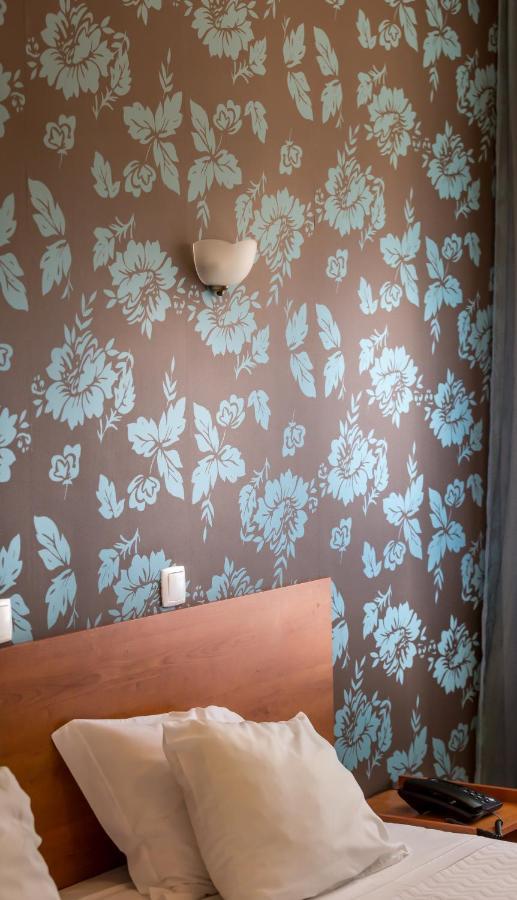 Twin Room,1417773687:JPEG