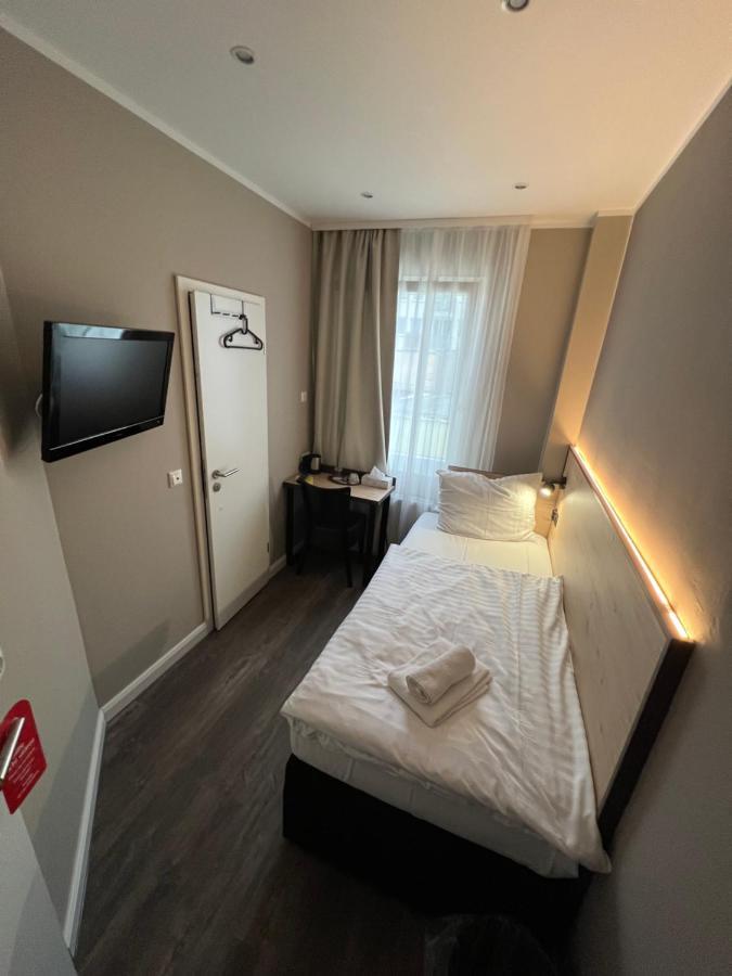 Economy Single Room