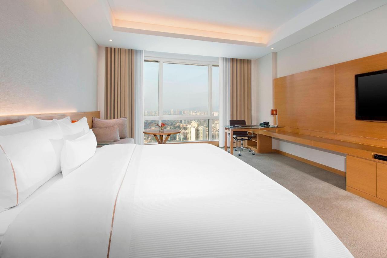 King Room City View on Spa