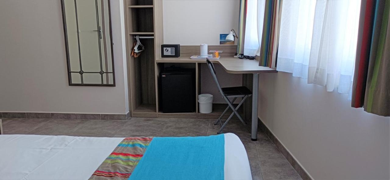 Double or Twin Room Disability Access