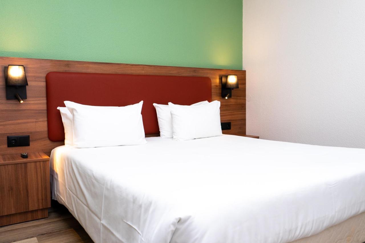 Superior Double Room,1419075783:JPEG