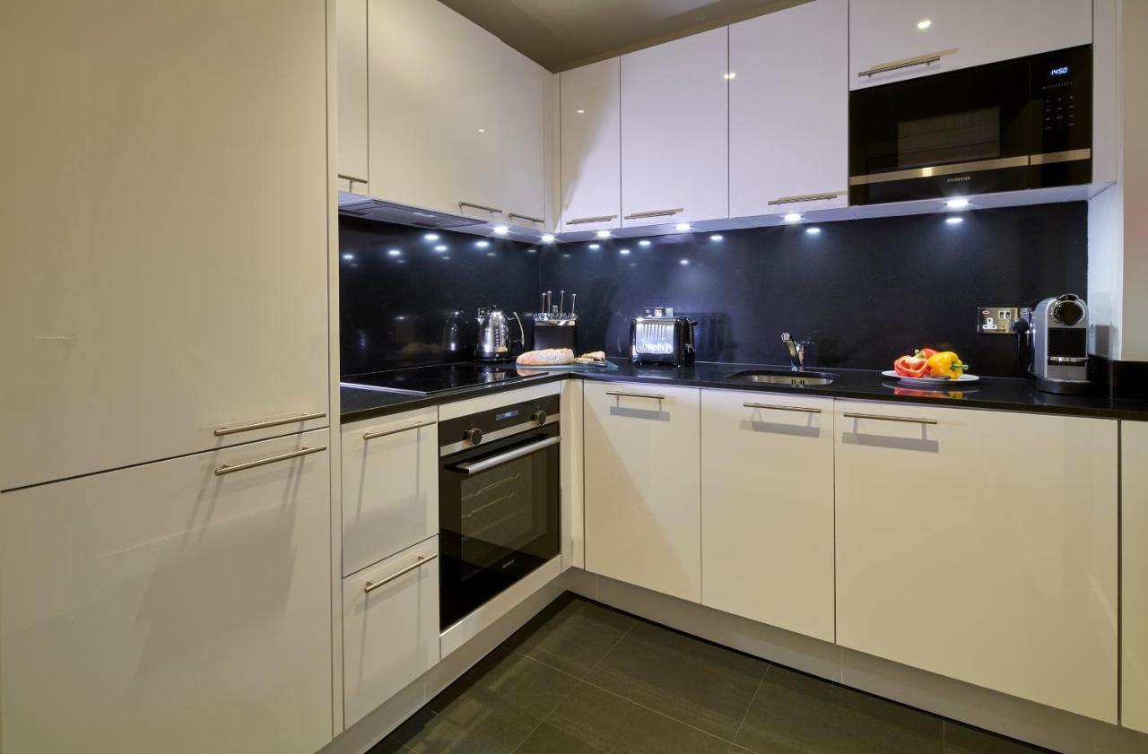 Luxury One Bedroom Apartment,1419074949:JPEG