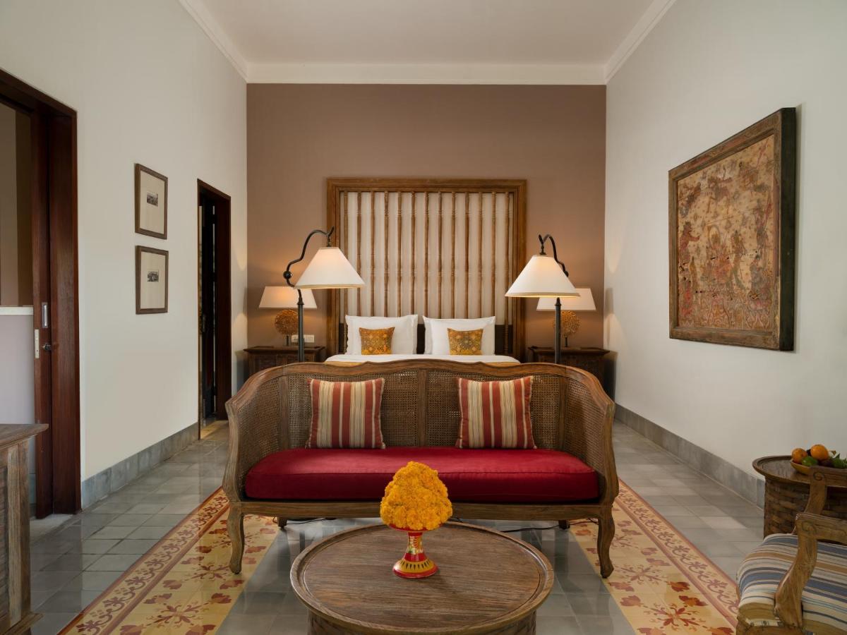 Studio Suite Pool Access
