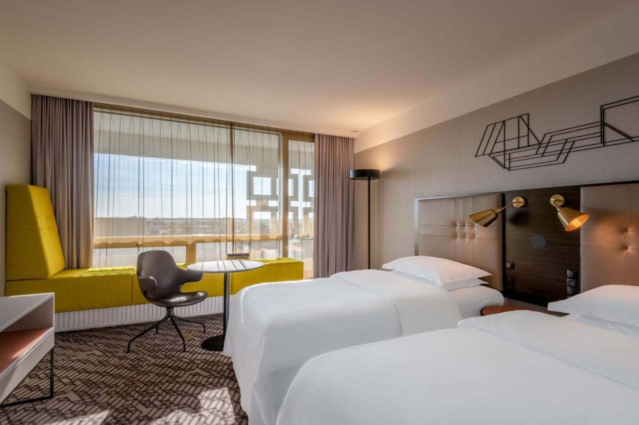 Superior Twin Room,1419323058:JPEG