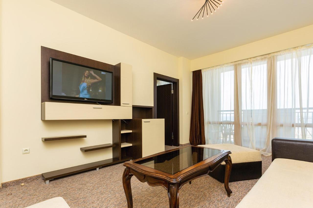 One-Bedroom Suite