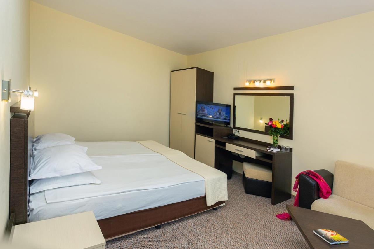 Double or Twin Room Balcony