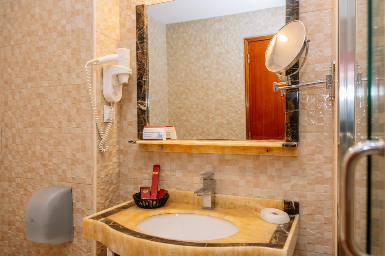 Deluxe One Bedroom Apartment