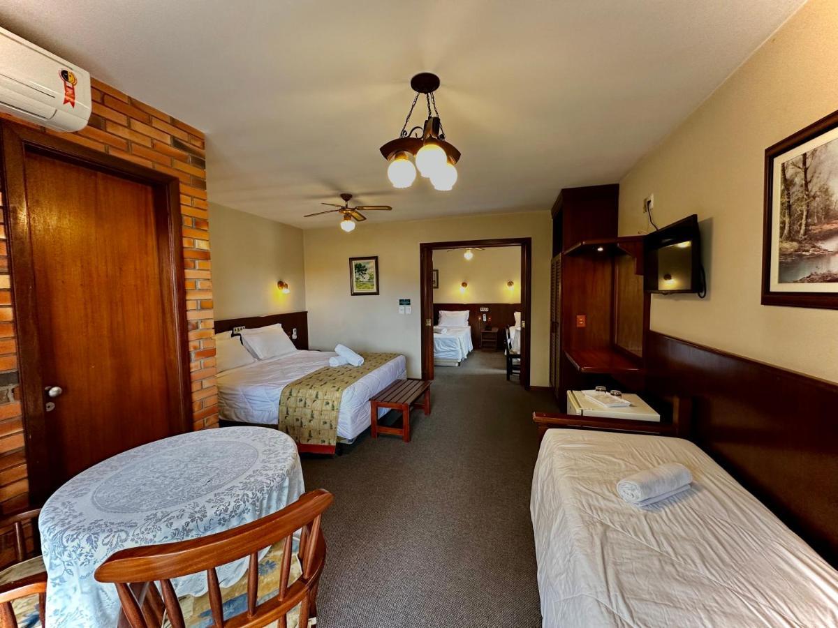 Family Room,1420277331:JPEG