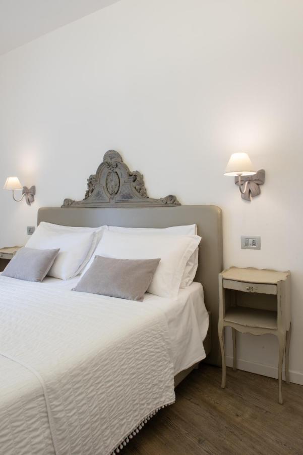 Large Double Room Private Bathroom