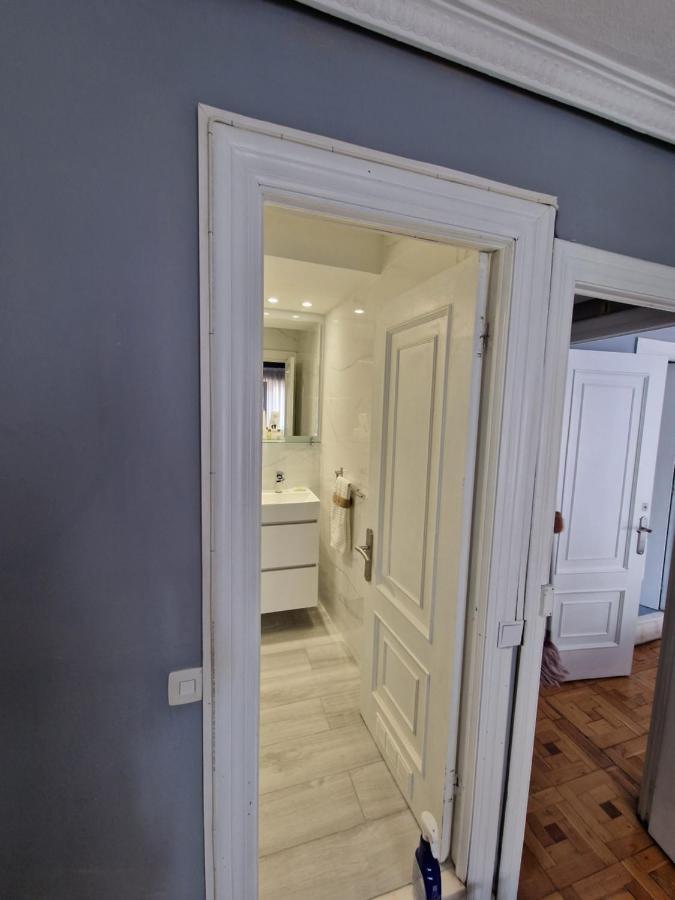 Queen Room,1420498767:JPEG