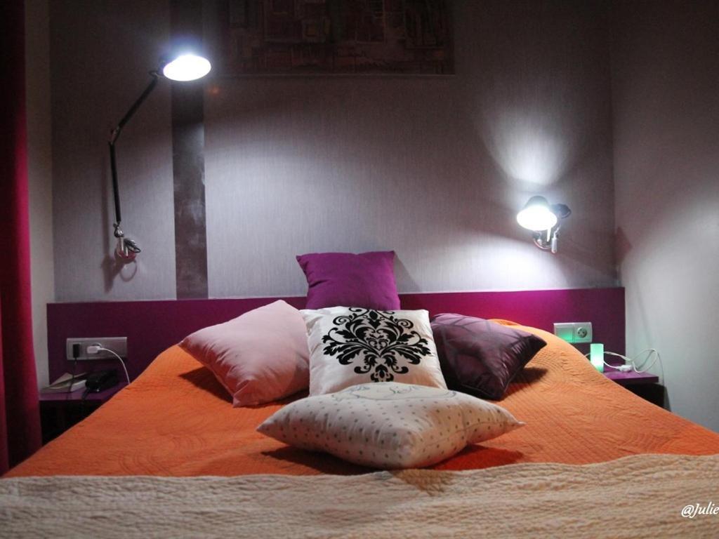 Standard Double Room,1588081215:JPEG