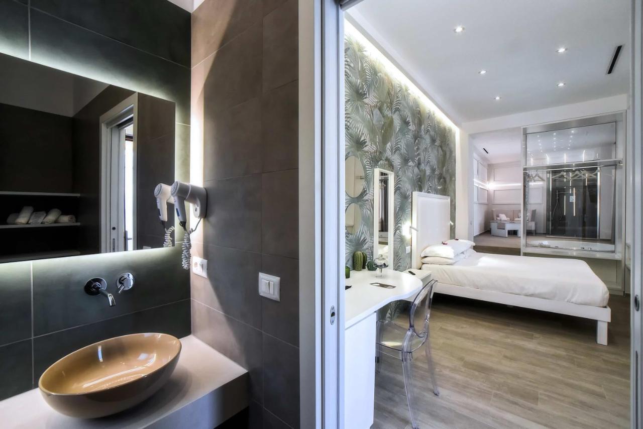 Superior King Room Spa Bath