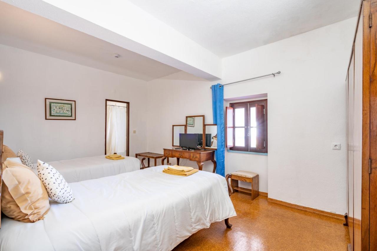Economy Twin Room