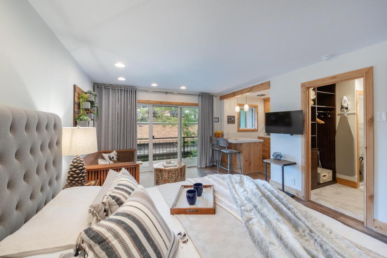 Junior Suite,1420810407:JPEG