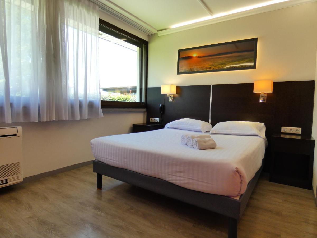 Budget Double Room,1498877776:JPEG