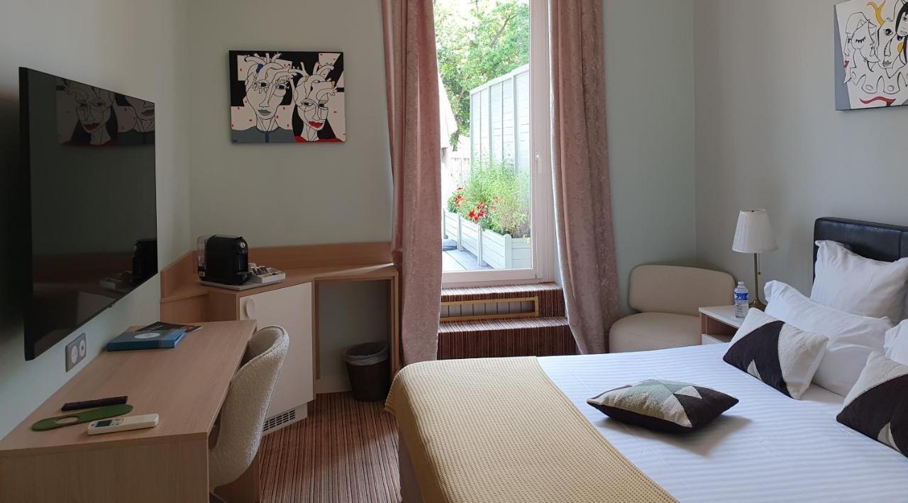 Double Room Terrace,1420985103:JPEG