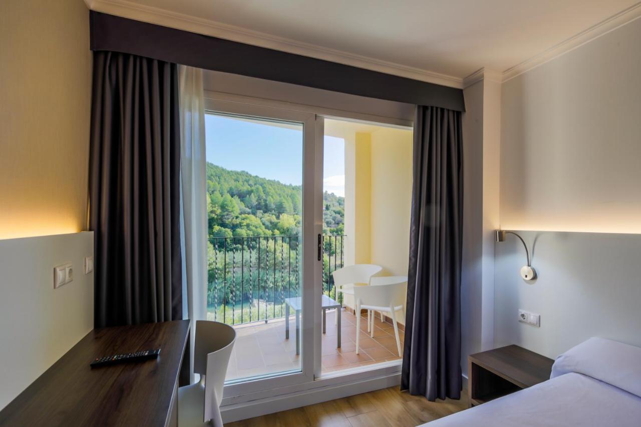 Premium Double or Twin Room River View