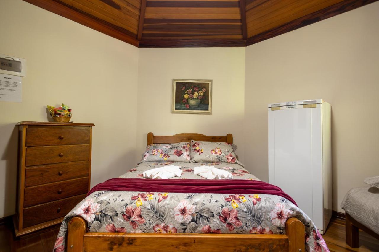 Triple Room Garden View,1421407212:JPEG