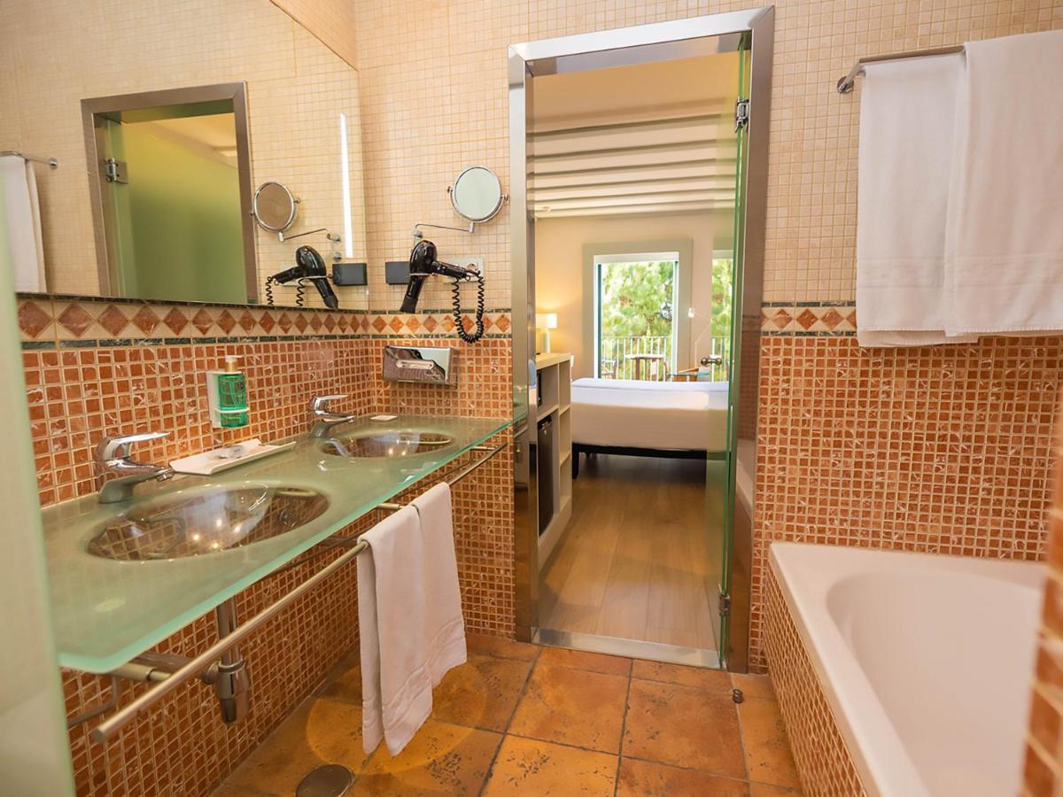Double or Twin Room Excellence