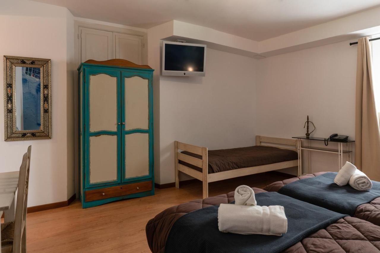 Triple Room Private Bathroom