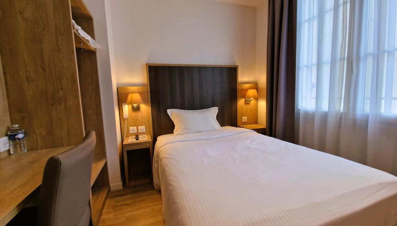Single Room,1421628093:JPEG