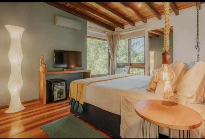 Double or Twin Room Partial Sea View