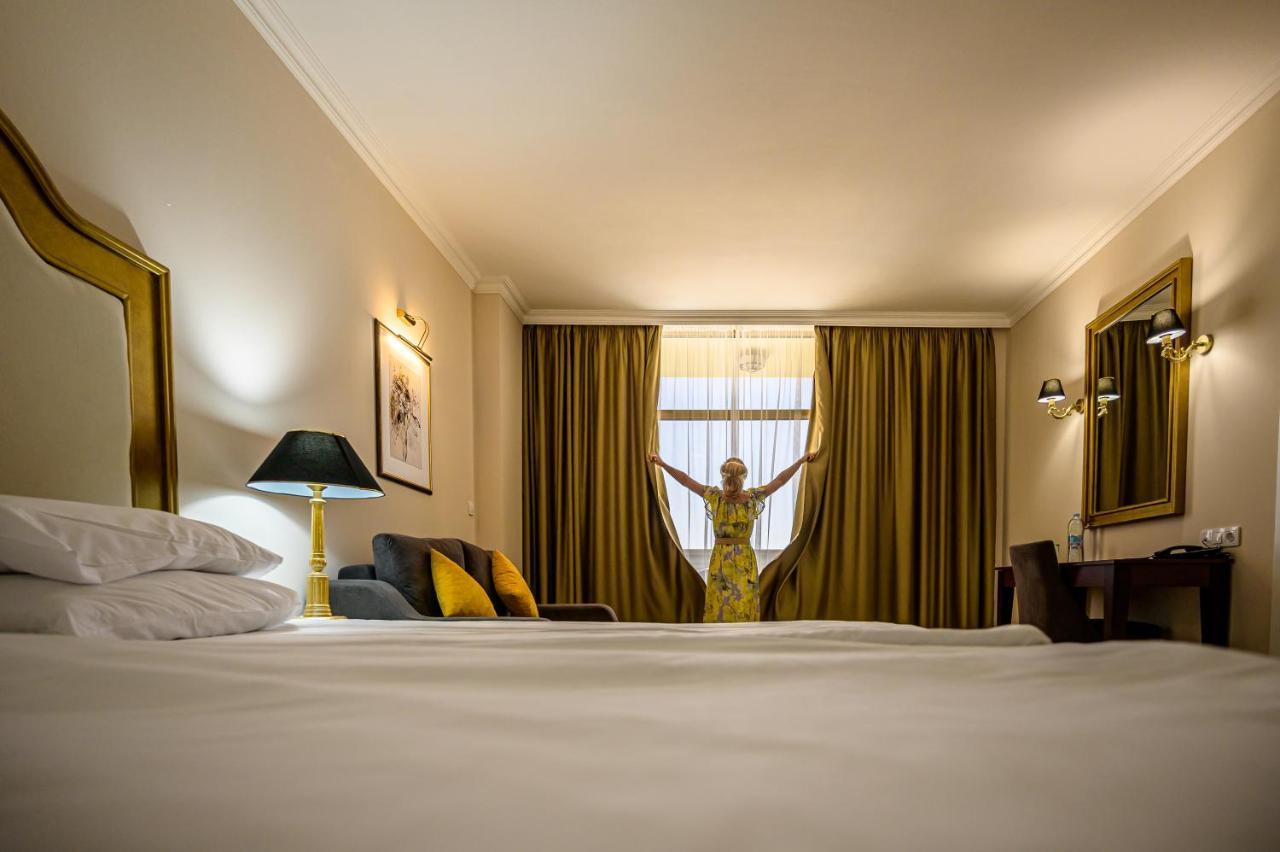 Superior Double Room Garden View