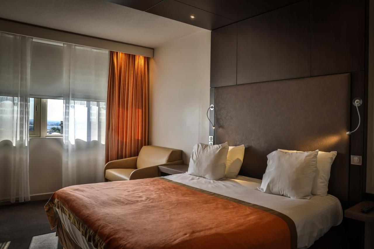 Standard Double Room,1215114760:JPEG