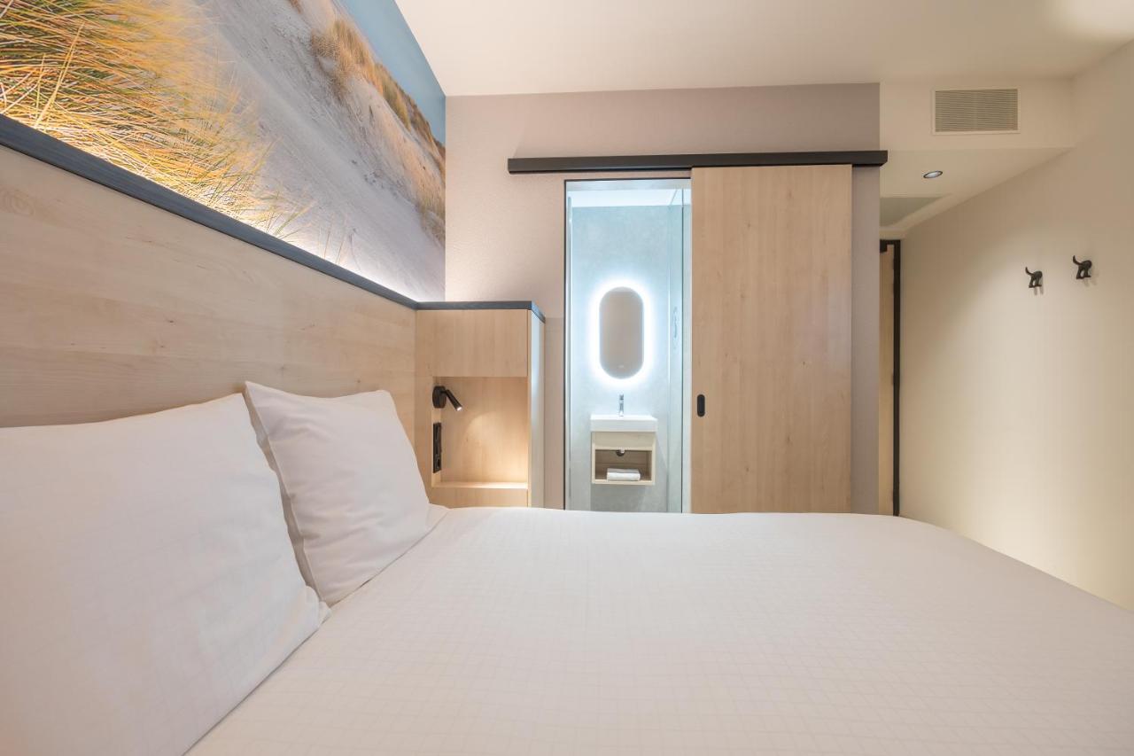 Double room without window