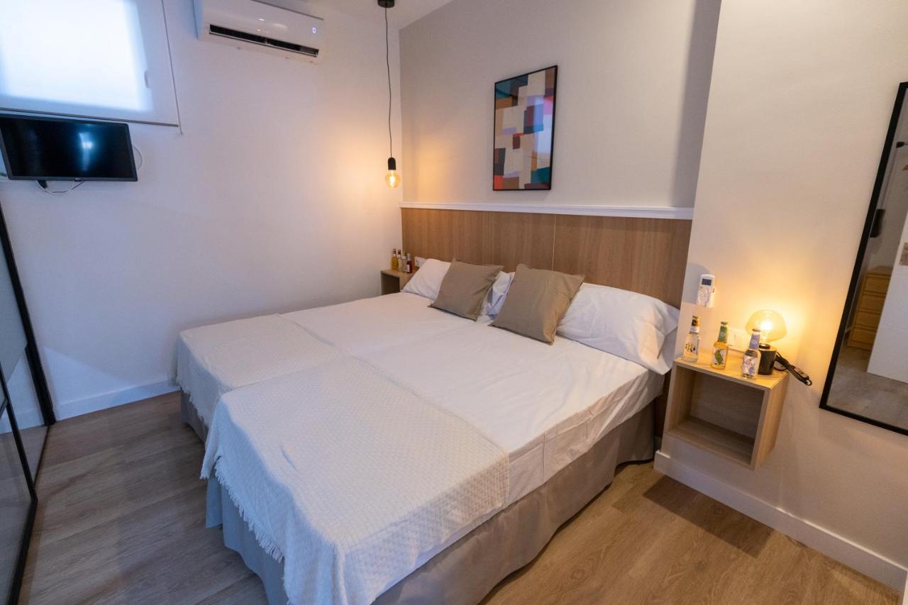 Twin Room,1661767201:JPEG