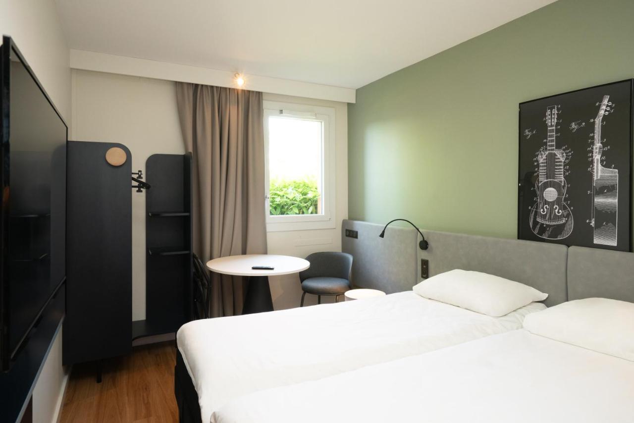 Standard Twin Room,1731414789:JPEG
